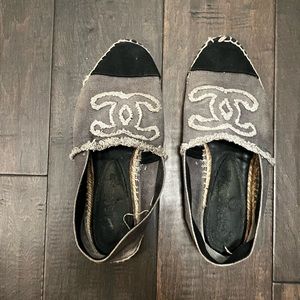 Chanel canvas espadrilles with box